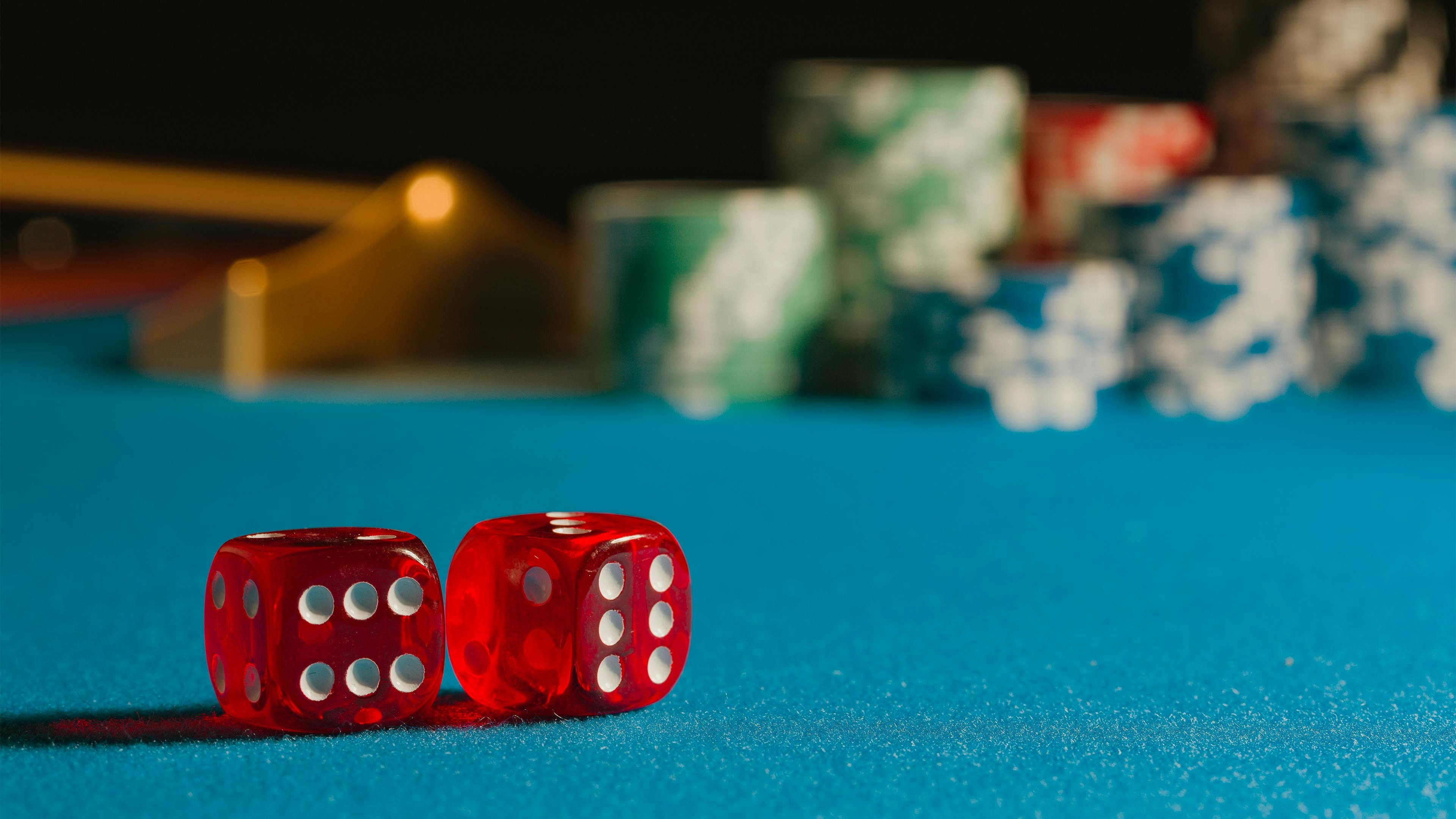 Filipino player placing sports bet on lotto 6 mobile browser